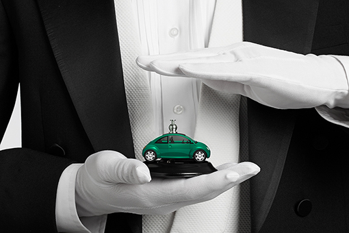 Rendering eines grünen VW Beetle in der Funktion einer Butlerglocke